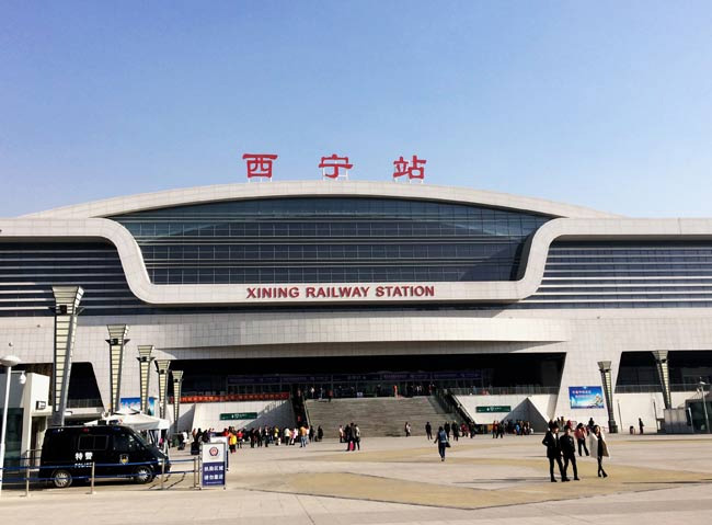 大宁西宁高铁站
